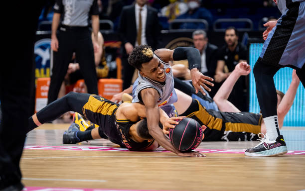 队和队友的 队和队友的