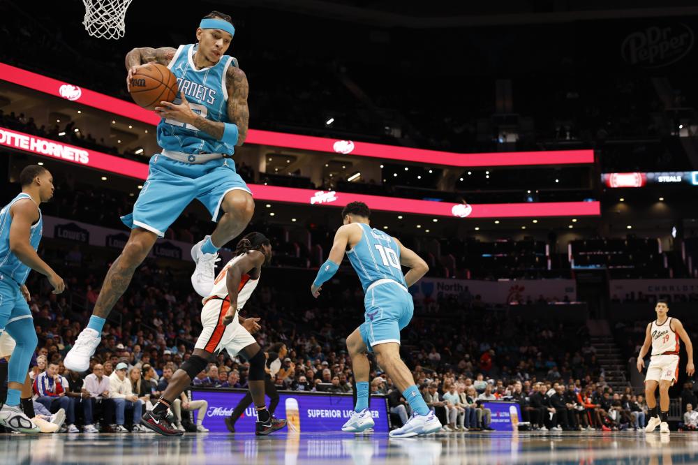 场并亲自购 场并亲自购